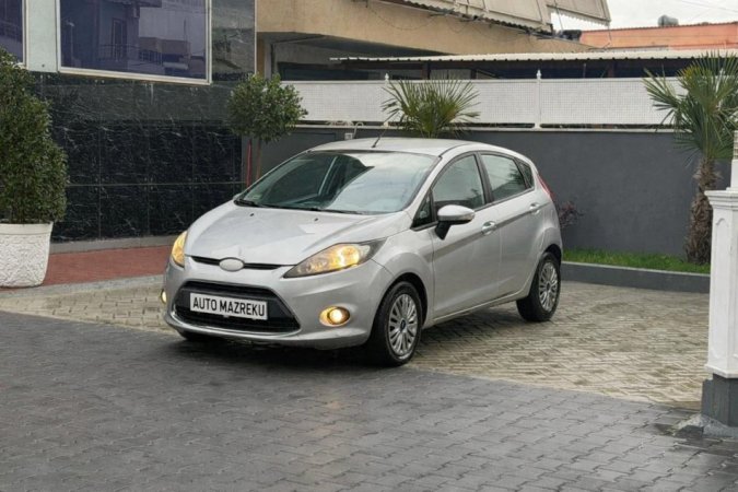 Fier, shes makine FORD FIESTA-1.4 BENZIN GAZ-SAPO ARDHUR-ME DOGAN PAGUAR 3300 EURO(NUK NDERROHET)-SUPER EKONOMIKE-069 44 00 305 Benzin+Gaz, gri metalizato manuale Kondicioner 198.000 km 3.300 €