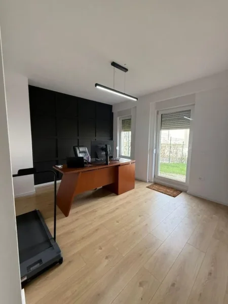Tirane, shitet , 197 m² 399.000 € 