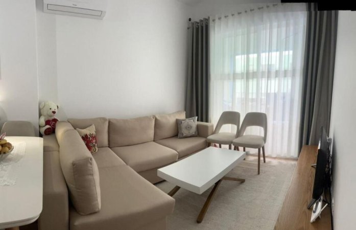 Tirane, jepet me qera apartament 1+1+Ballkon Kati 2, 65 m² 450 € (Ali Demi)