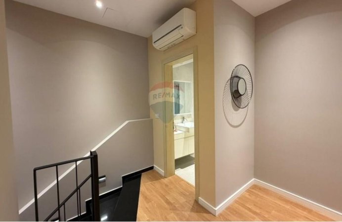 Tirane, shitet Vile 3+1 , 215 m² 490.000 € (kodra diellit 1)