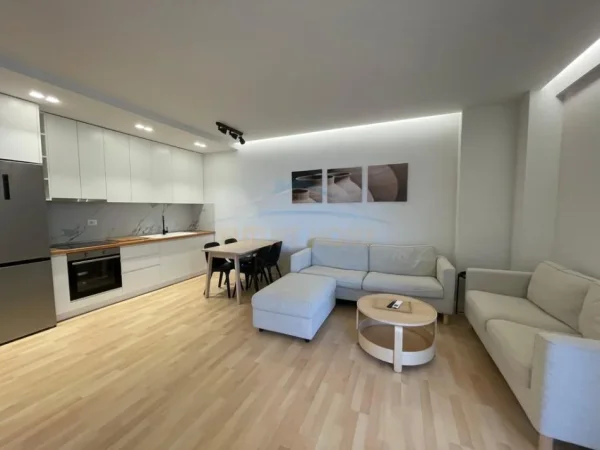 Vlore, shitet apartament 2+1+Ballkon Kati 4, 73 m² 250.000 € (Vlore)