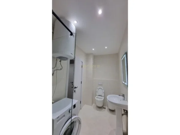 Tirane, shitet apartament 1+1 Kati 7, 60 m² 125.000 € 