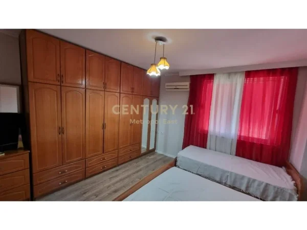 Tirane, shitet apartament 1+1 Kati 7, 60 m² 125.000 € 