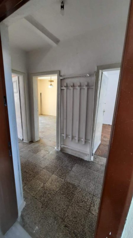 Tirane, Shitet apartament 2+1 Kati 3, 62 m² 145.000 Euro (Rr Lidhja e Prizerenit)