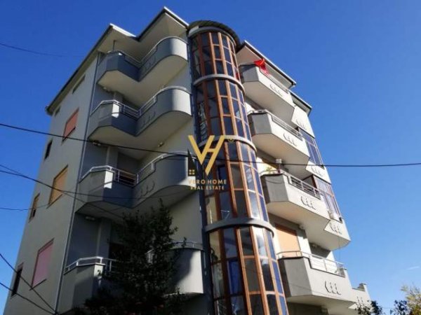 Tirane, shitet apartament 3 Katshe Kati 0, 625 m² 730.000 Euro (selite)