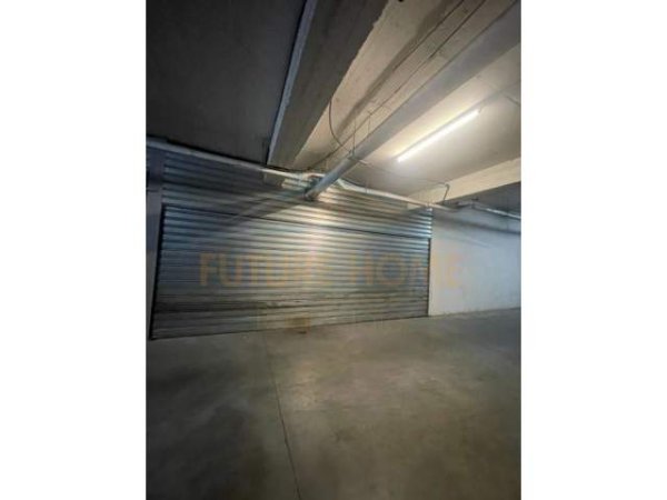 Tirane, shitet garazh Kati -1, 19 m² 14.000 Euro (Don Bosko)