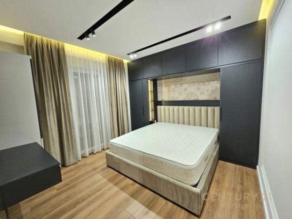 Tirane, jepet me qera apartament Kati 4, 102 m² 820 Euro (Liqeni i Thate, Kompleksi FZ Construction Tirana, Albania)