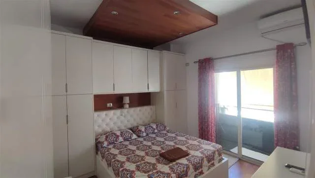 Tirane, jepet me qera apartament 2+1 Kati 3, 75 m² 600 Euro (bulvardi zogu i pare)