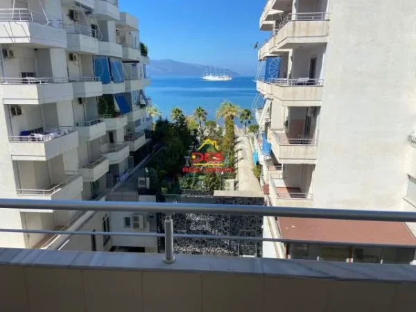 Vlore, jepet me qera apartament 1+1+BLK Kati 6, 75 m² 250 Euro (Rruga Murat Terbaci)