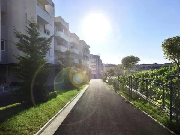 Tirane, shes apartament 3+1 190 m² 430.000 Euro (TEG ,SUNRISE RESIDENCE)