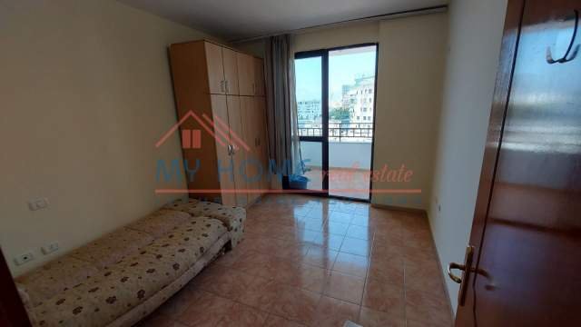 Tirane, shes apartament 1+1+BLK Kati 8, 62 m² 105.000 Euro (Te Lulishtja)