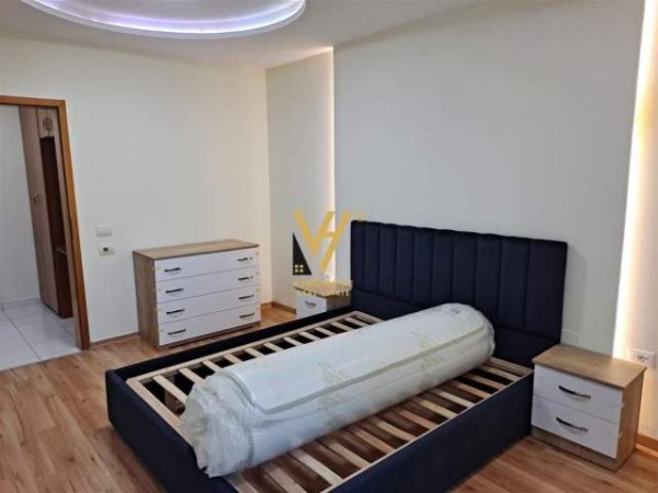 Tirane, jepet me qera apartament 1+1 Kati 2, 70 m² 450 Euro (TEK ISH- REST DURRESI)
