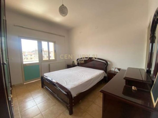 Tirane, jepet me qera Vile 3+1+BLK Kati 2, 160 m² 450 Euro (Tregu Elektrik)