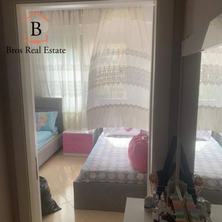 Tirane, jepet me qera 2+1 Kati 2, 100 m² 45.000 Leke