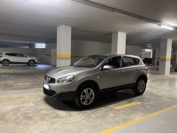 Tirane, shes makine Nissan Qashqai Viti 2012, 7600 Euro