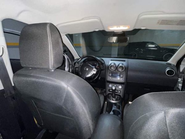 Tirane, shes makine Nissan Qashqai Viti 2012, 7600 Euro