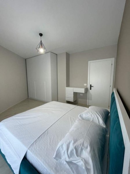 Tirane, jepet me qera apartament 1+1+BLK Kati 5, 50.000 Leke