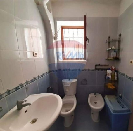 Elbasan, shitet apartament 1+1+A+BLK Kati 1, 62 m² 2.800.000 Leke (Lagja Vullnetari)