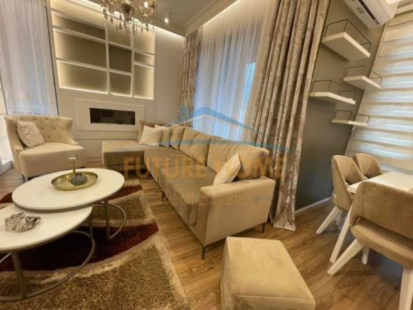 Tirane, jepet me qera apartament 2+1+BLK Kati 2, 125 m² 1.500 Euro (Park Gate, Rruga e Elbasanit)