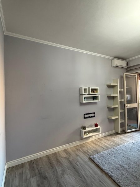 Tirane, jepet me qera apartament 1+1 , 63 m² 170.000 € (Delijorgji)