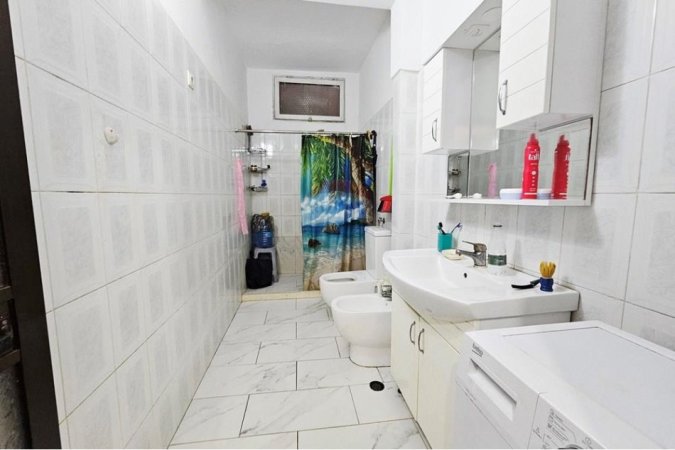 Tirane, shitet apartament 2+1 Kati 2, 89 m² (Hipoteka, Tiranë(ID: 530181003-448)