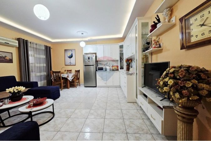 Tirane, shitet apartament 2+1 Kati 2, 89 m² (Hipoteka, Tiranë(ID: 530181003-448)