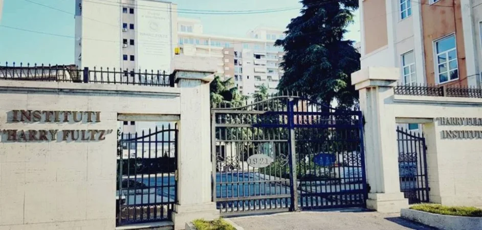 Tirane, jepet me qera apartament 1+1 Kati 2, 70 m² 450 € (RRUGA E ELBASANIT)