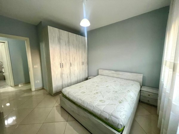 Tirane, jepet me qera apartament 2+1 , 80 m² 580 € (Kompleksi Tower Bridge 3, Rruga e Dibres)