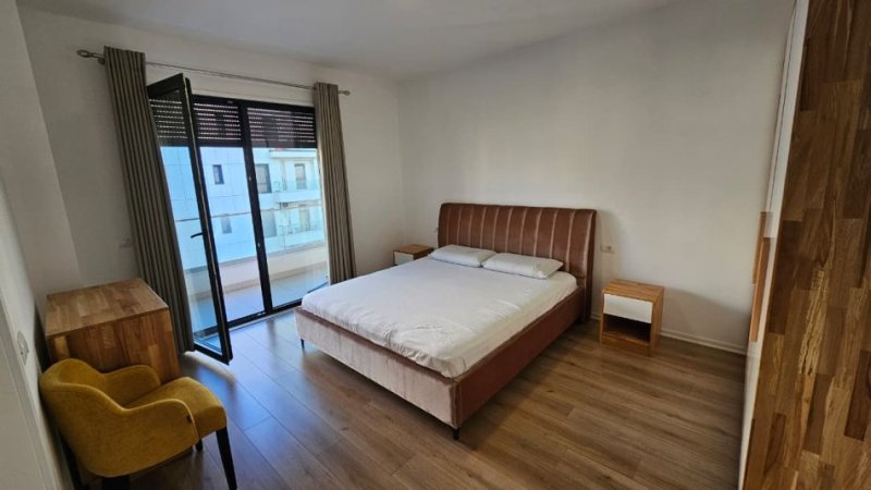 Tirane, jepet me qera apartament 3+1 Kati 6, 110 m² 900 € (Rezidenca Green Harmony, Rruga Xhanfize Keko)