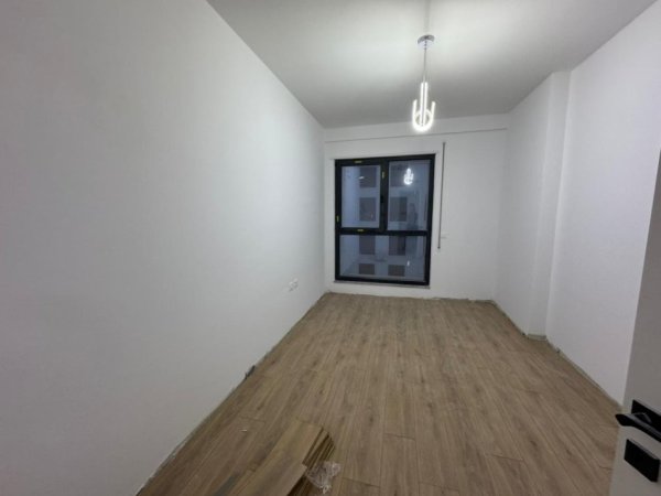 Tirane, jepet me qera apartament 2+1 Kati 3, 108 m² 