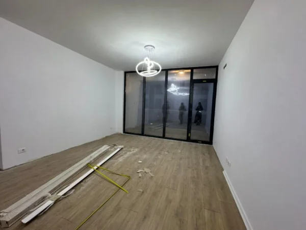 Tirane, jepet me qera apartament 2+1 Kati 3, 108 m² 