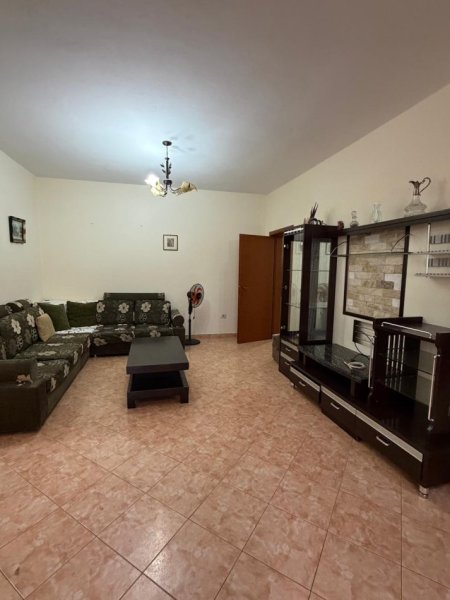 jepet me qera apartament 2+1, 40 000 aLL
