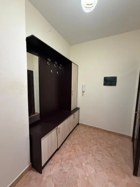 jepet me qera apartament 2+1, 40 000 aLL