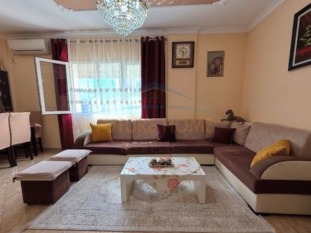 Tirane, shitet apartament 1+1+Ballkon Kati 6, 82 m² 140.000 € (Rruga Jordan Misja)