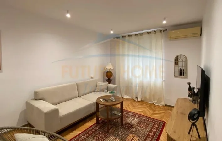 Tirane, jepet me qera apartament 1+1 Kati 3, 66 m² 625 € (shkolla e baletit)