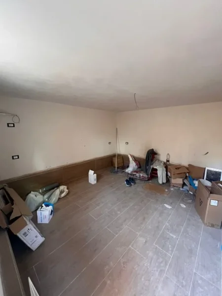 Tirane, jepet me qera Vile 4+1 , 135 m² 2.000 € (GARDEN BUILDING)