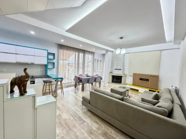 Tirane, jepet me qera apartament duplex 3+1+Aneks+Ballkon Kati 7, 180 m² 1.200 € 
