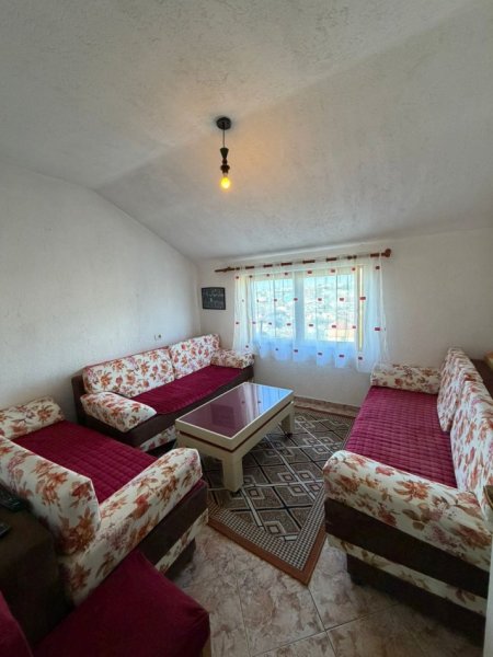 Tirane, jepet me qera apartament 3+1 Kati 6, 115 m² 500 € (DON BOSKO)