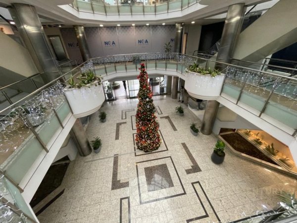 Tirane, jepet me qera ambjent biznesi Kati 2, 29 m² 500 € (Kullat Binjake)