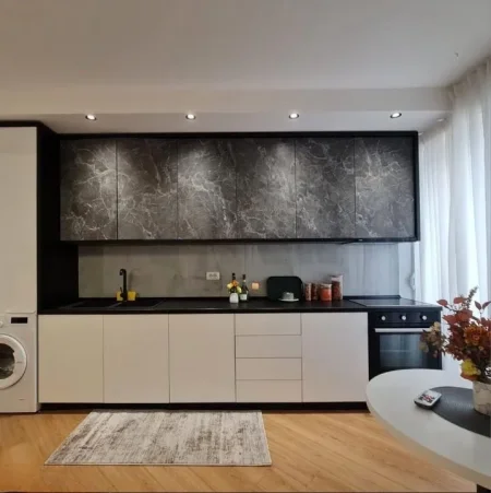 Tirane, shitet garsonier 1+1 , 35 m² 81.000 € (Komuna e Parisit)