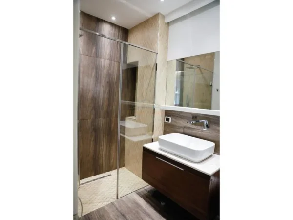 Tirane, shitet apartament 2+1+Ballkon Kati 6, 114 m² 275.000 € (Selvia, Tiranë.)