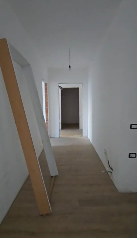 Tirane, shitet apartament 3+1+Ballkon Kati 4, 127 m² 215.500 € (Kompkeksi Turdiu E PERFUNDUAR)