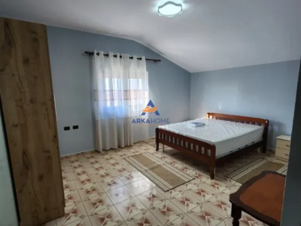 Tirane, jepet me qera apartament 2+1+Ballkon Kati 4, 80 m² 450 € 