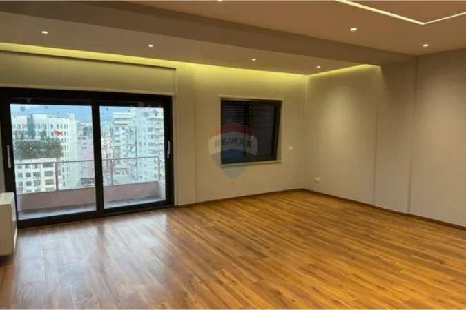 Tirane, shitet apartament 3+1 Kati 9, 146 m² 395.000 € (Sheshi Karl Topia, Tiranë(ID: 530261046-452)