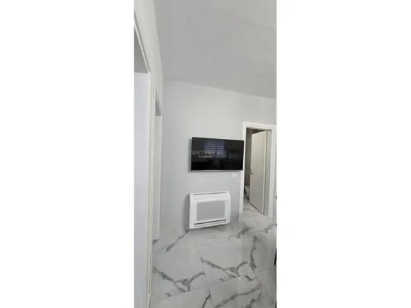 Tirane, jepet me qera apartament 2+1 Kati 3, 83 m² 630 € (Liqeni Thate)