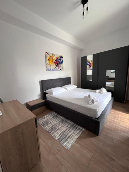 Tirane, shitet apartament 2+1+Ballkon Kati 7, 83 m² 130.000 € (Rruga Pasho Hysa)