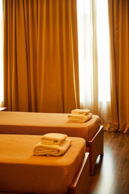 Tirane, shitet hotel Kati 3, 1.000 m² 2.600.000 € (Astir)