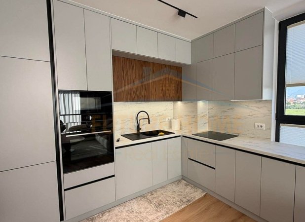 Tirane, jepet me qera apartament 2+1 Kati 3, 104 m² 1.000 € (jordan misja)