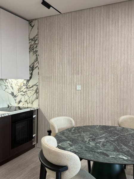 Tirane, jepet me qera apartament 1+1+Aneks+Ballkon Kati 13, 70 m² 1.200 € 