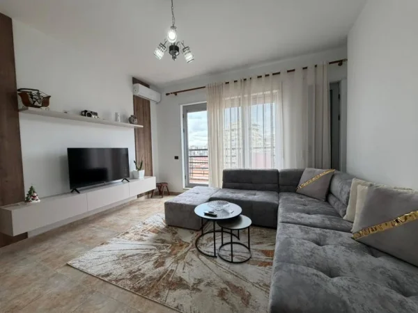 Tirane, jepet me qera apartament 2+1 Kati 6, 80 m² 900 € (pazari i ri)